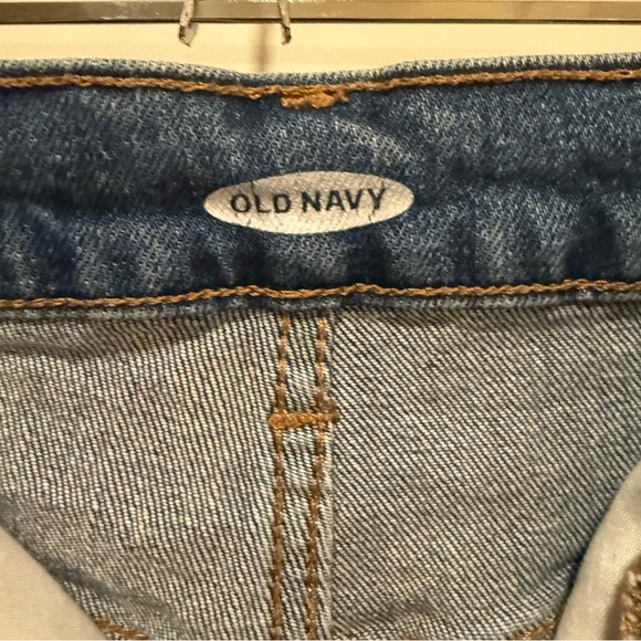 Old Navy High Rise Raw Hem Cutoff Denim Shorts Women’s Size 8 - Picture 2 of 5